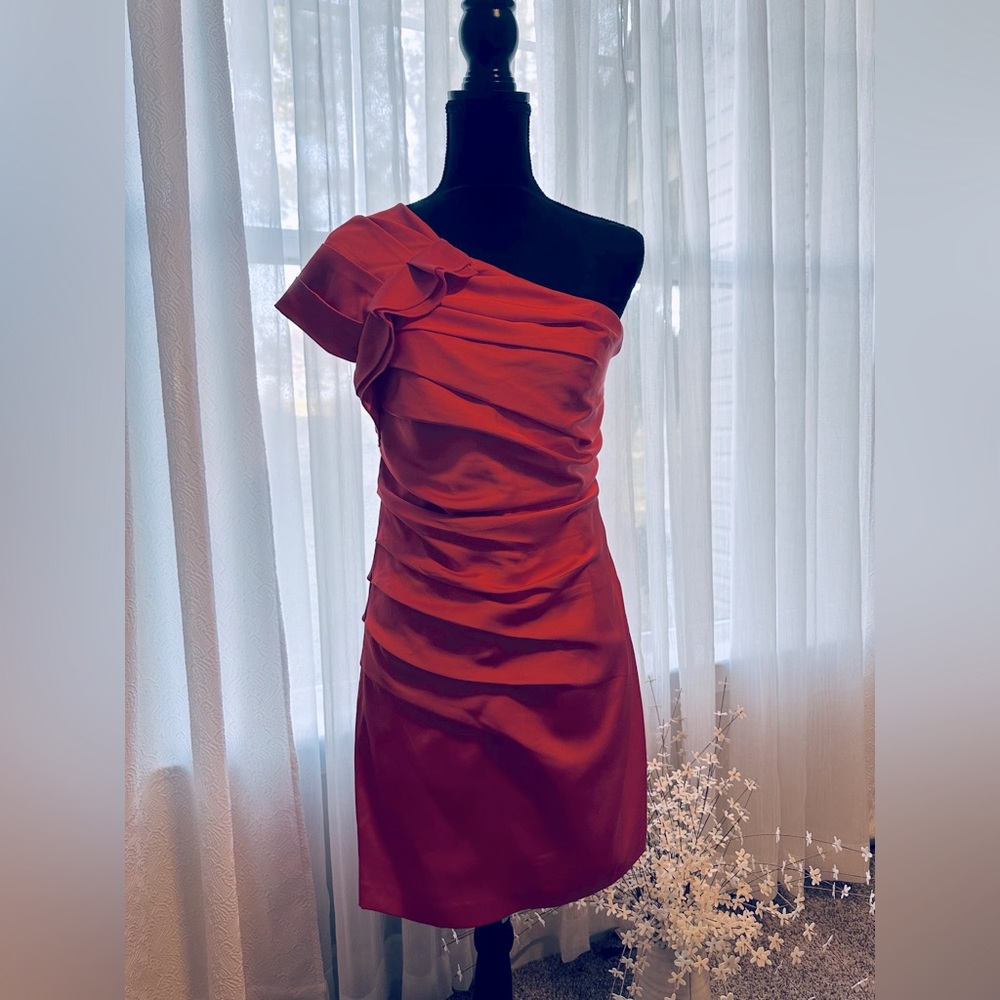 -Pink One Shoulder Sleeve Dress-